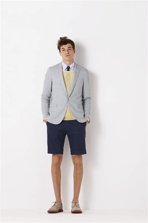 We found that english is the preferred language on agete pages. GANT - collection printemps été 2012