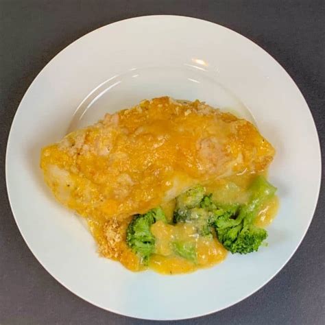 Remove from oven and top with the shredded cheddar. Copycat Cracker Barrel Broccoli Cheddar Chicken - Hot Rod ...