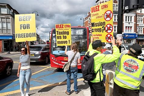 London Businesses Weary As Pollution Toll Zone Grows The Star