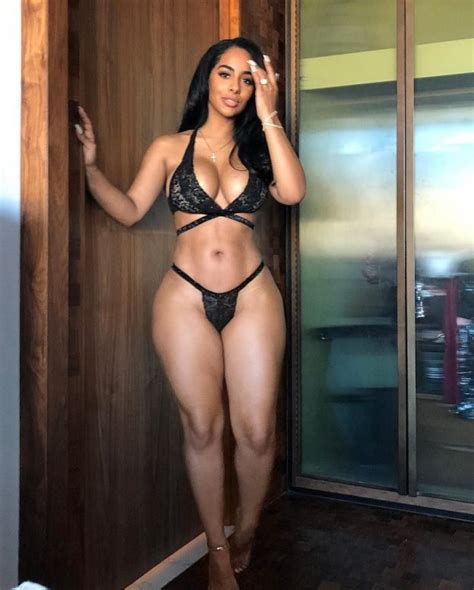 Ayisha Diaz Sexy 40 Photos Videos Thefappening