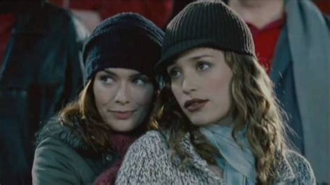30 of the hottest lesbian movie couples ever shipped together in 2021 best lesbian movies