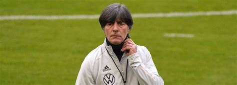 Fenerbahçe'de ersun yanal'ın ardından yeni teknik direktör kim olacak? Fenerbahçe buhlt aktiv um Bundestrainer Jogi Löw, der ...