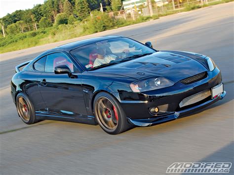 현대 티뷰론) known in europe as the hyundai coupé (현대 쿠페) is a sports coupe that was produced by the south korean manufacturer hyundai from 1996 to 2008. 2003 Hyundai Tiburon - Information and photos - ZombieDrive