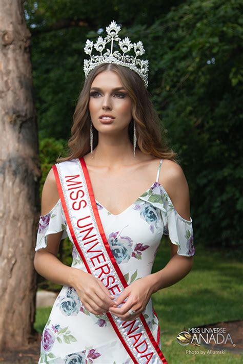Marta Stepien Miss Universe Canada 2018
