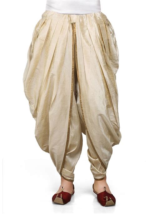 All About Indian Dhoti Its Origin And Much More Utsavpedia
