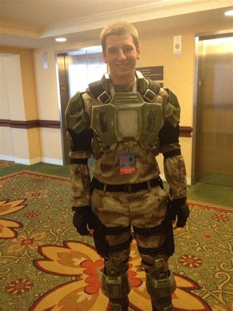 Self Debuting My Halo 3 Marine Armor At Rtx For The First Time R