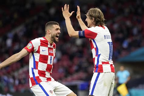 Modric Carries Croatia To Euro 2020 Knockouts With 3 1 Win Over