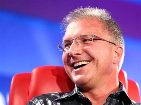 Greg Joswiak Kepala Marketing Apple Yang Baru
