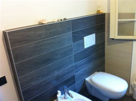 Subito a casa e in tutta sicurezza con ebay! Effetto legno: un bagno moderno - Idea Casa
