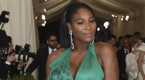 Serena Williams Tennis Star Poses Nude For Vanity Fair Sports Illustrated