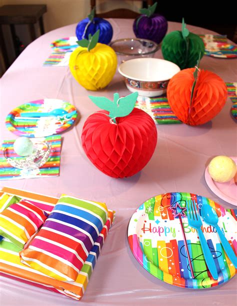 So far this season, miniature 3d apple trees that make adorable decor have been my favourite thing here are all the steps for making this adorable 3d paper apple tree decor that looks adorable on a. 7 inch rainbow honeycomb apple decorations, made in the ...
