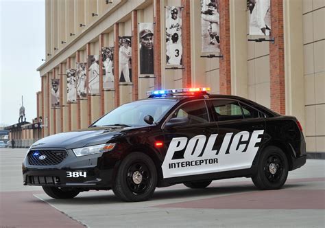 Ford Taurus Police Interceptor Gets 305 Hp 37 Liter V6 Autoevolution