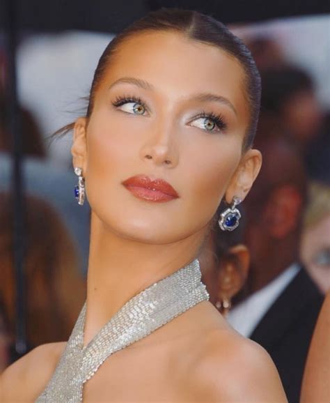 But hence there is a clear difference could be notice between her before and after. Pin by Juli Singh on Bella hadid in 2020 | Plastic surgery ...