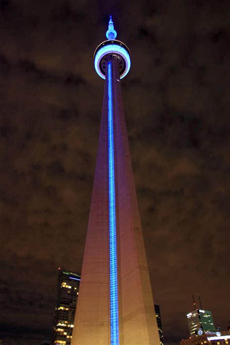 Cn Tower At Night View Best View In Toronto To The Nations Worldwide