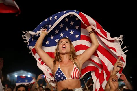 Photos U S Fans Erupt After World Cup Win Over Ghana Time