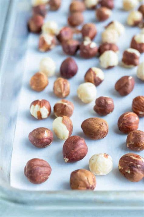 How To Roast Hazelnuts So Easy Evolving Table