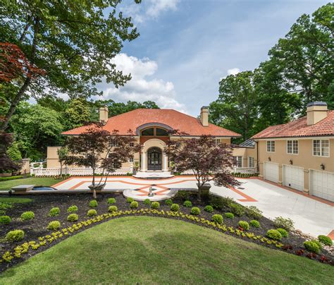 Georgia Mansion Built For 40m Listed At 109m News Suwanee News