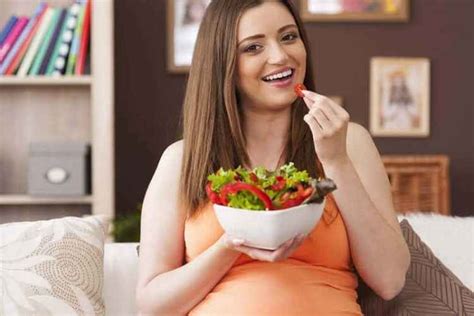गर्भावस्‍था के पहले महीने में क्या खाना चाहिए और क्या नहीं First