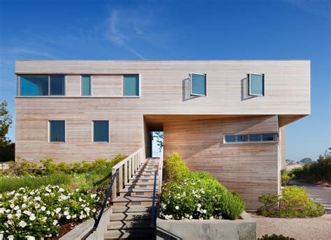10 Modern Wood Beach Houses From The Remodelista Architect