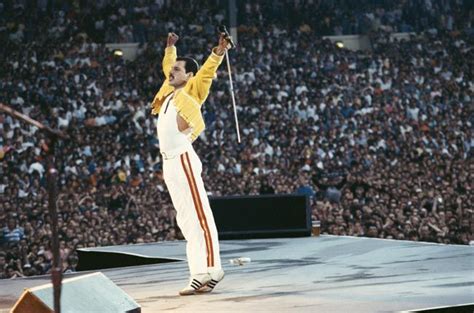 Seven seas of rhye 5. Freddie Mercury, Queen in Concert, Wembley Stadium, London ...