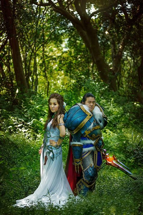 Cosplaying Couple Has A World Of Warcraft Themed Wedding