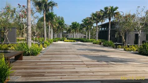 Otelin konumu mangala resort & spa konaklamanızda gambang bölgesinde, kuan ti kong çin tapınağı ile 8,7 km (5,4 mi) ve gambang su parkı ile 11,6 km (7,2 mi) mesafede olacaksınız. budak bakong: Mangala Resort & SPA Gambang Kuantan Pahang ...