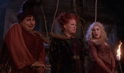 Where To Watch Hocus Pocus To Get In The Halloween Spirit