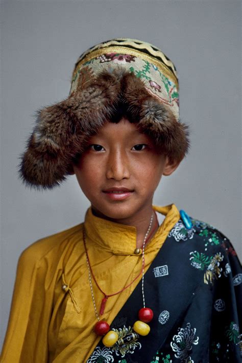 Tibetan Portraits In 2021 Steve Mccurry Photos Steve Mccurry Portrait