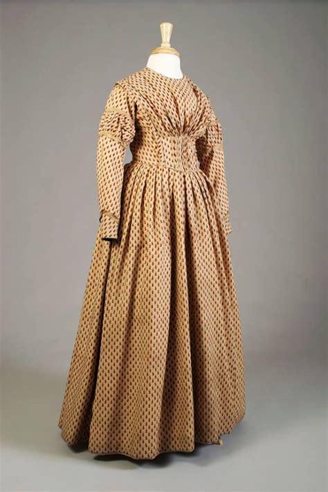 1840 Wool Day Dress Victorian Fashion Fashion Pioneer Dress