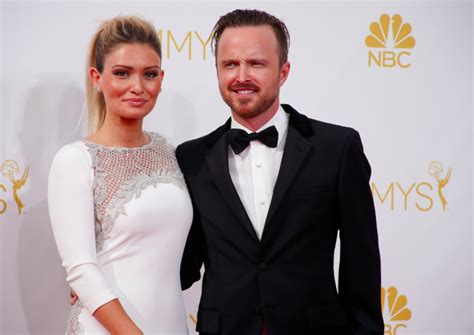 Emmy 2014 Aaron Paul Brings Attention To His Wife Charity Aurora Cup