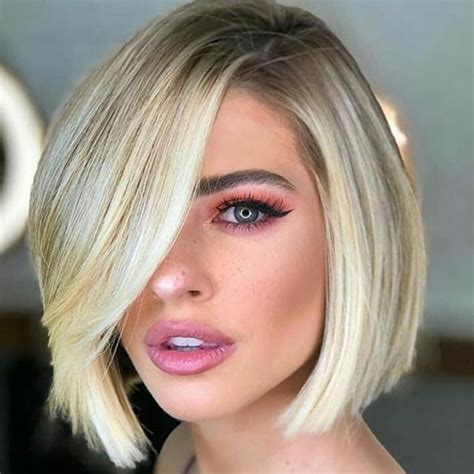 A layered bob haircut is a type of short haircut that can be achieved when you get your hair cut in varying lengths, creating the illusion of more texture. 25 Hairstyles Medium Length Bob Hairstyles 2021 - Discover ...