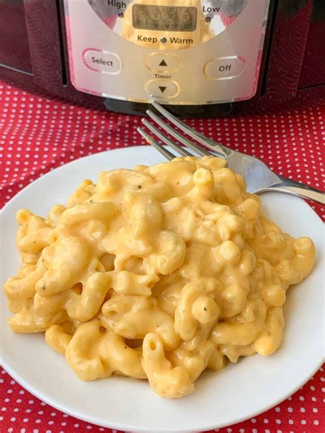 Crock Pot Mac And Cheese Farmhouse Style Plowing Through Life