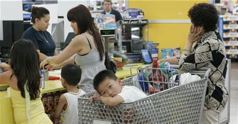 Wal Mart Reports 17 Percent Rise In Profit