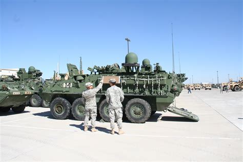 1st Armored Division Stryker Brigade Trains On Armys Mobile Network