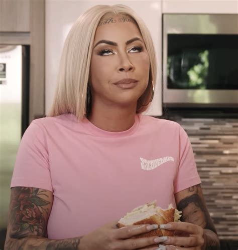 Make A Hoagie With Amber Rose
