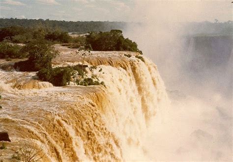 Guaíra Falls A Natural Wonder Flooded By An Artificial Lake Amusing
