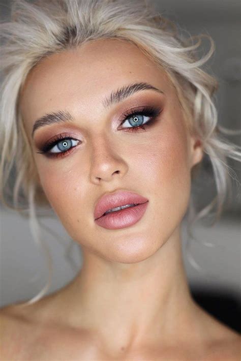 Inspiration Les 20 meilleures idées maquillage mariée yeux bleus