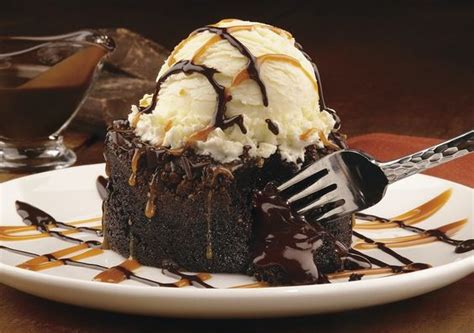 Recipe for longhorn chocolate stampede. Longhorn Steakhouse Copycat Recipes: Lava Cake | Dessert ...