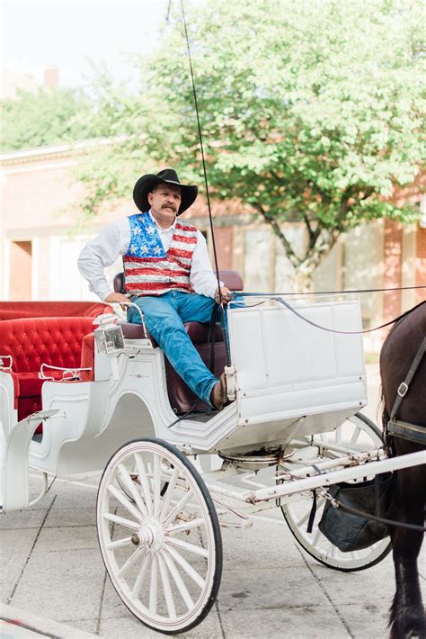 Take A Romantic Carriage Ride In Downtown Huntsville
