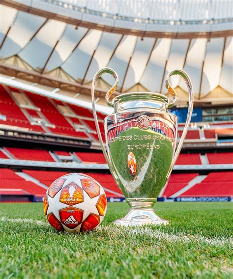 Group b afc champions league 2019 table. UEFA Champions League revela balón para la final en 2020 ...