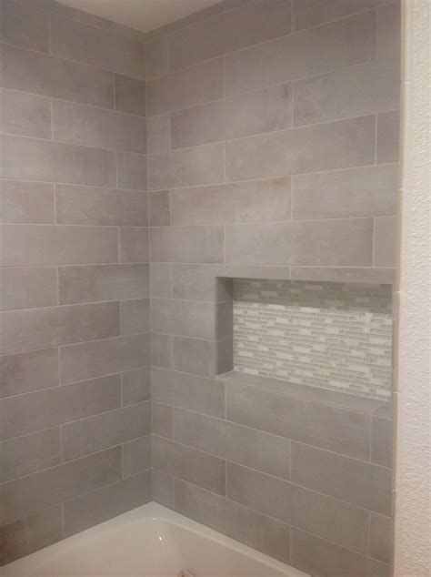 24 Lowes Bathroom Remodeling Ideas Pictures Blogcerradooirquesi