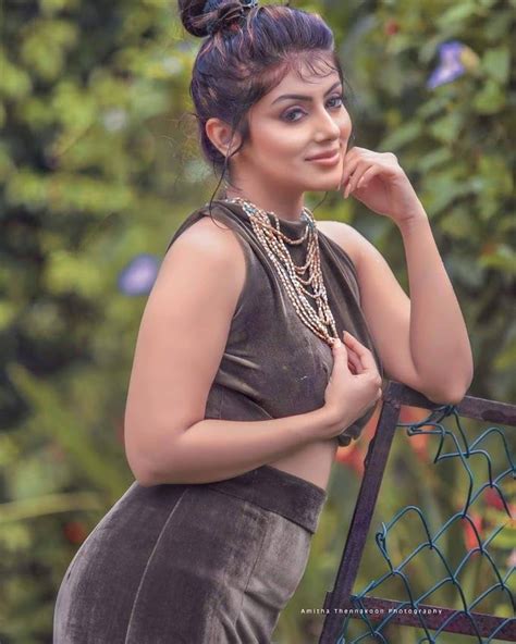 Pin On Sri Lankan Actress Riset