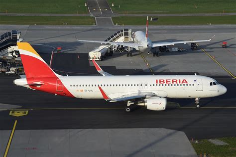 Iberia Airbus A320 216 Sharklets Ec Lulzrh08042018