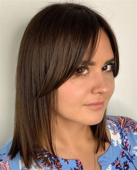 12 Medium Length Hairstyles With Side Bangs The Fshn