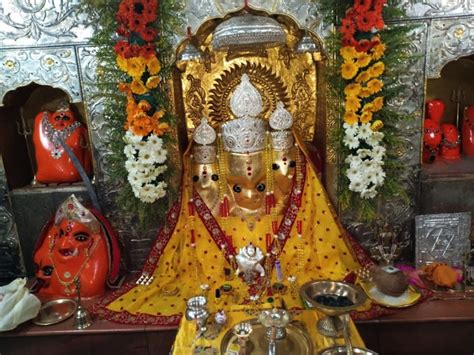 Shri Maa Pitambara