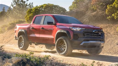 2023 Toyota Tacoma Gets Beat By 2023 Chevy Colorado