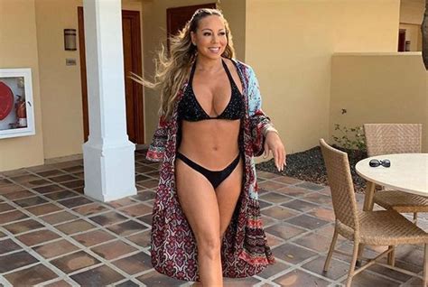 Mariah Carey Pose En Bikini Et Affole Ses Fans