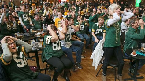 Packers Fans Primed For Victory Somber With Loss
