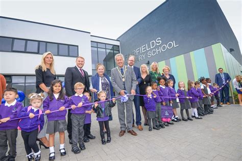 Fairfields Primary Officially Opens Fairfields Primary School