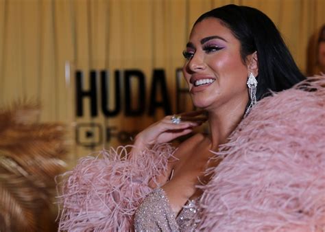 For Huda Kattan Beauty Has Become A Billion Dollar Business The Seattle Times